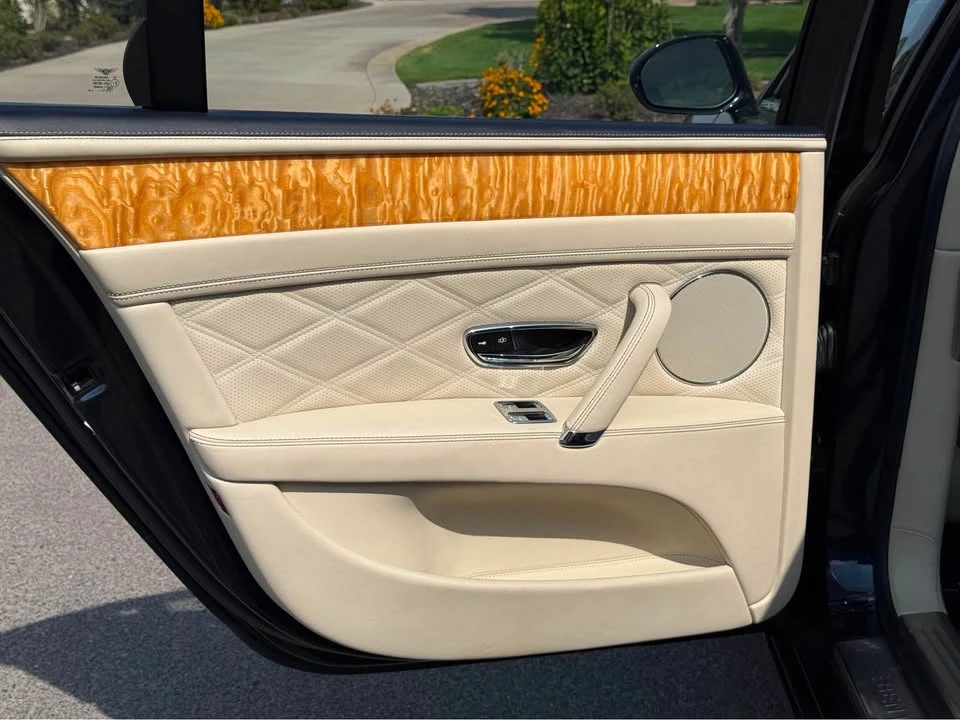 2016 Bentley Continental Flying Spur - Image 13 of 18