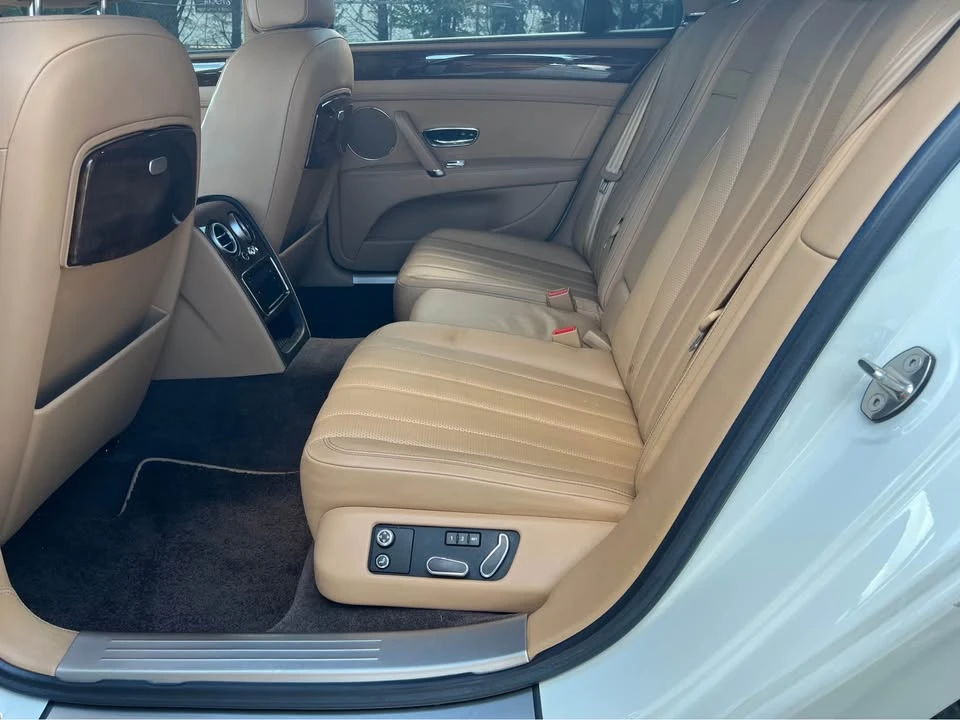 2016 Bentley Continental Flying Spur - Image 4 of 8
