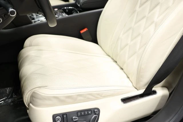 2016 Bentley Continental - Image 21 of 21