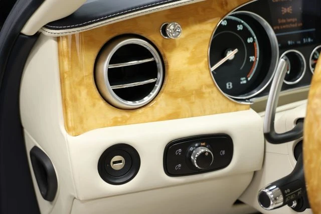 2016 Bentley Continental Flying Spur - Image 23 of 31