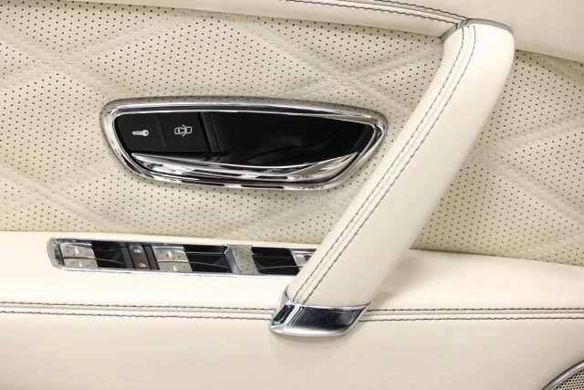 2016 Bentley Continental Flying Spur - Image 12 of 31