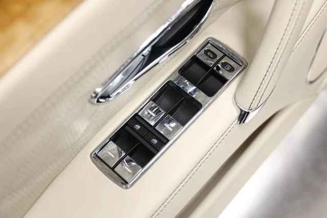 2016 Bentley Continental Flying Spur - Image 13 of 31