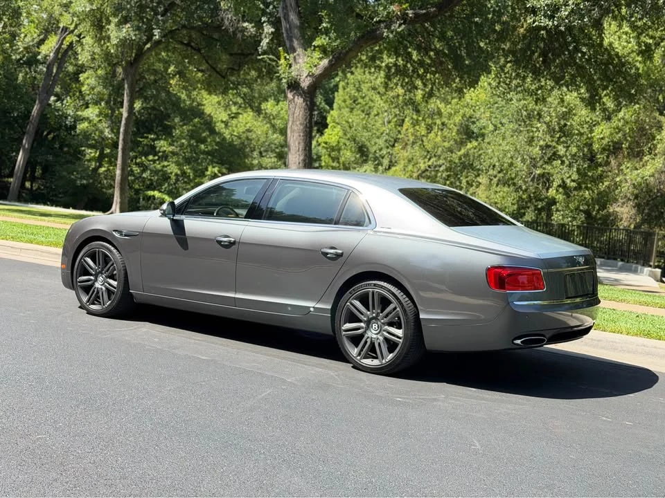 2016 Bentley - Image 4 of 18