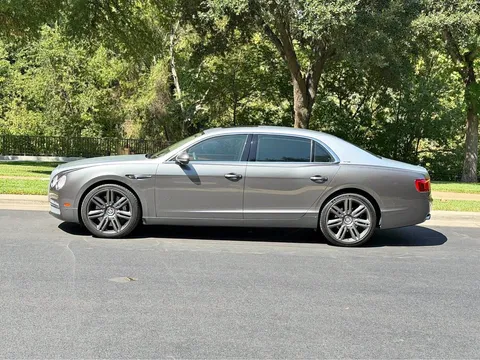 2016 Bentley Flying Spur W12 Mulliner Sedan 4D