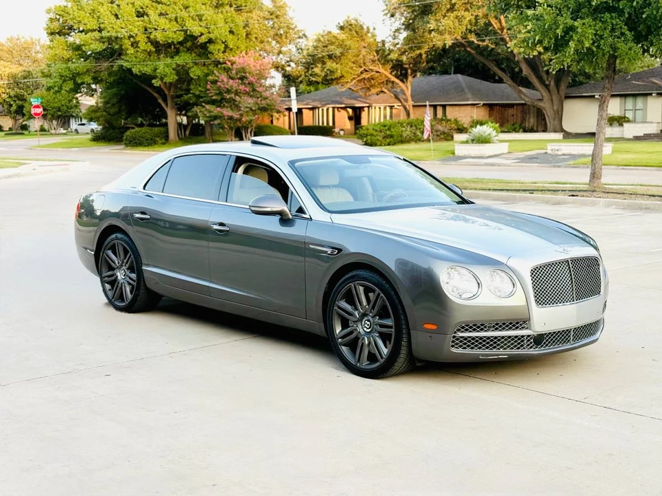 2016 Bentley Continental Flying Spur - Image 13 of 19