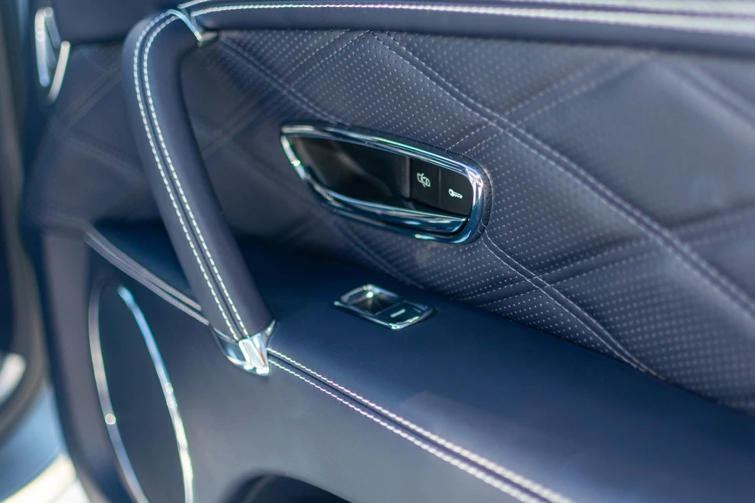 2016 Bentley Continental Flying Spur - Image 28 of 31