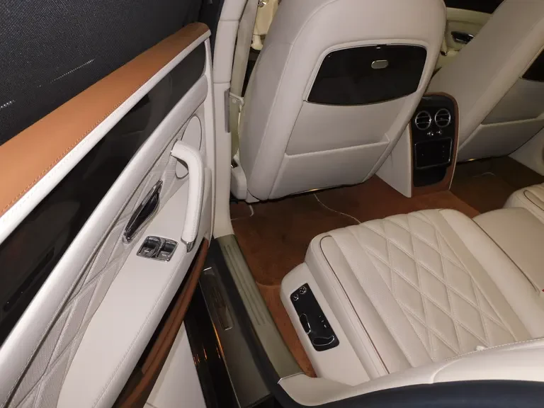 2016 Bentley Continental - Image 23 of 31