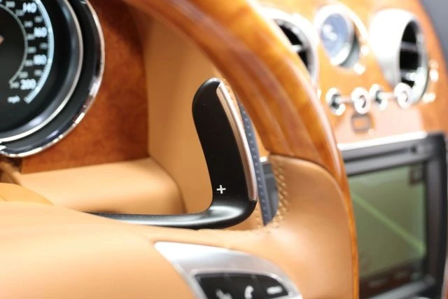 2016 Bentley Continental - Image 24 of 31