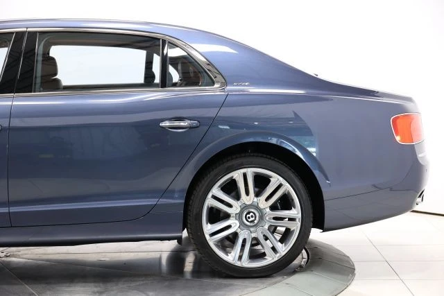 2016 Bentley Continental - Image 9 of 31