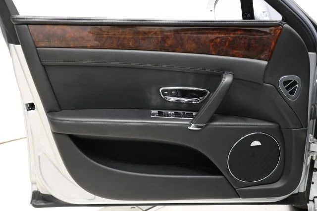 2016 Bentley Continental Flying Spur - Image 10 of 12