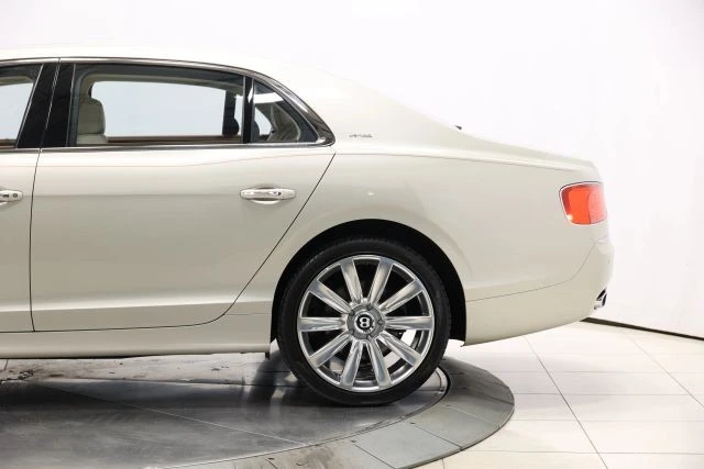 2016 Bentley Continental Flying Spur - Image 10 of 12
