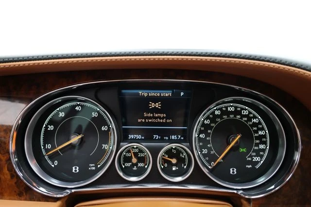 2016 Bentley Continental Flying Spur - Image 24 of 31