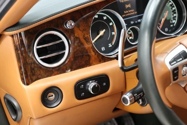 2016 Bentley Continental Flying Spur - Image 21 of 31
