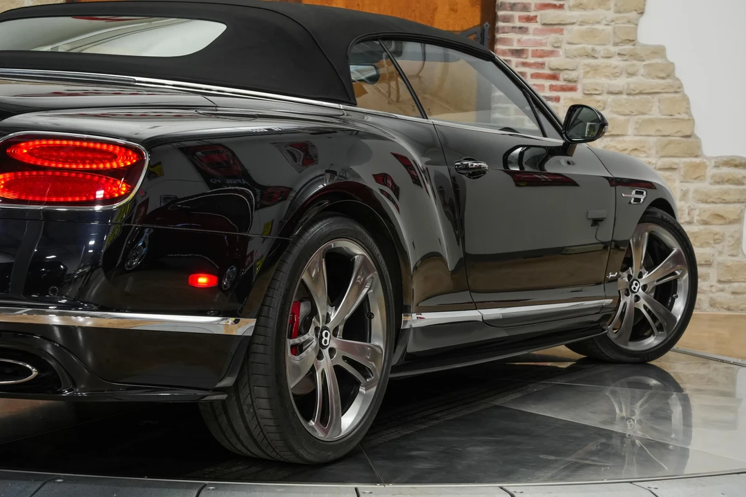 2016 Bentley Continental GT Speed 2nd Gen - Image 28 of 31