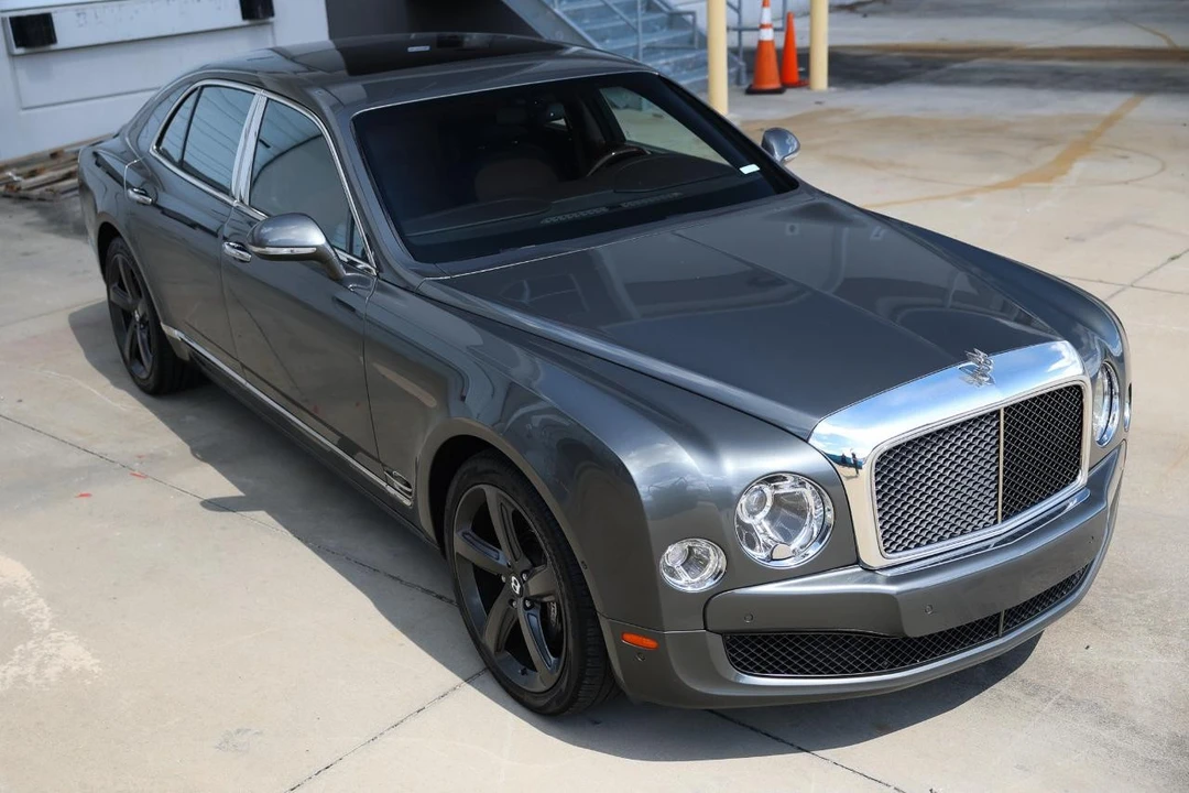 2016 Bentley - Image 17 of 31
