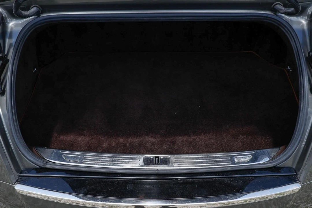 2016 Bentley - Image 25 of 31
