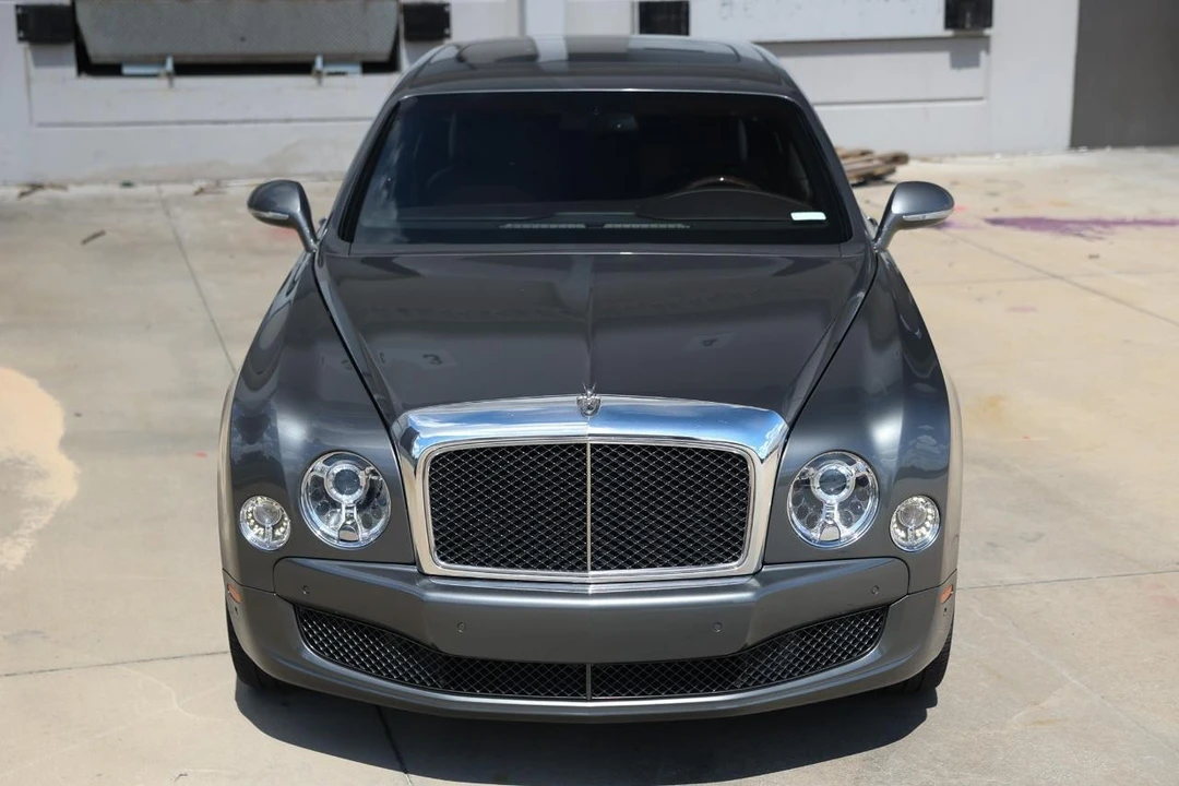 2016 Bentley - Image 21 of 31