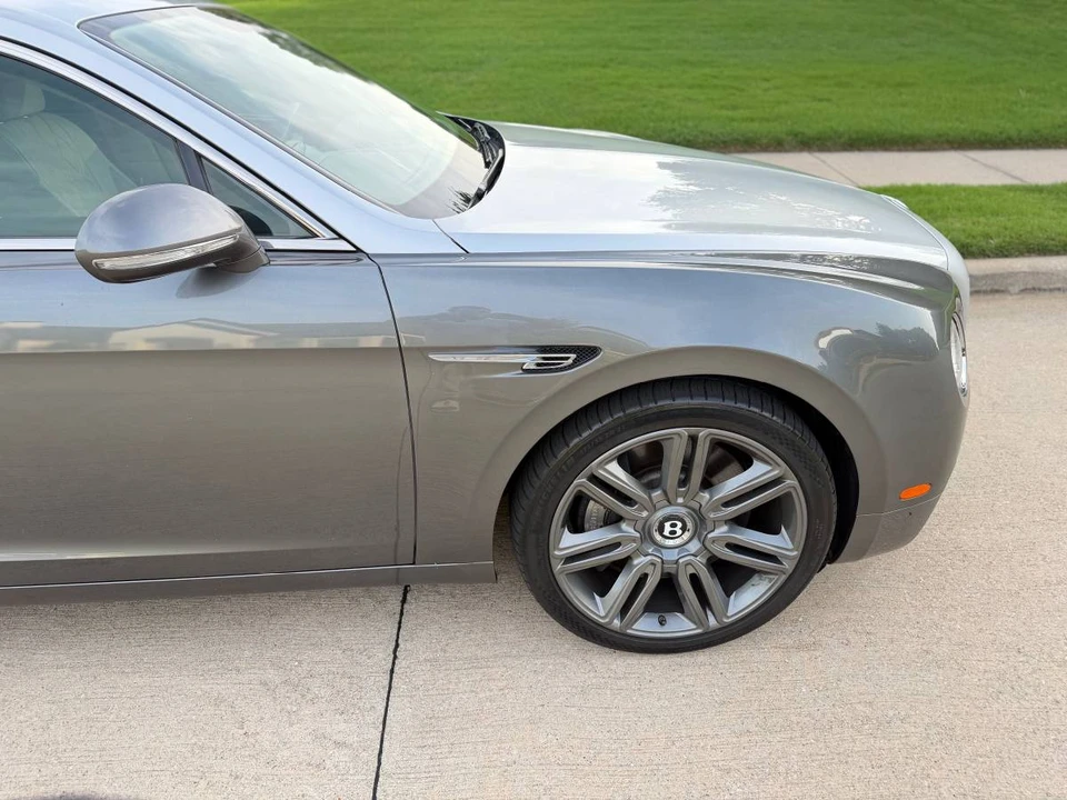 2016 Bentley Continental Flying Spur - Image 18 of 18