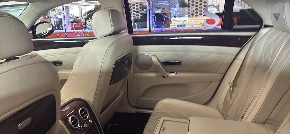 2016 Bentley Continental Flying Spur - Image 9 of 20