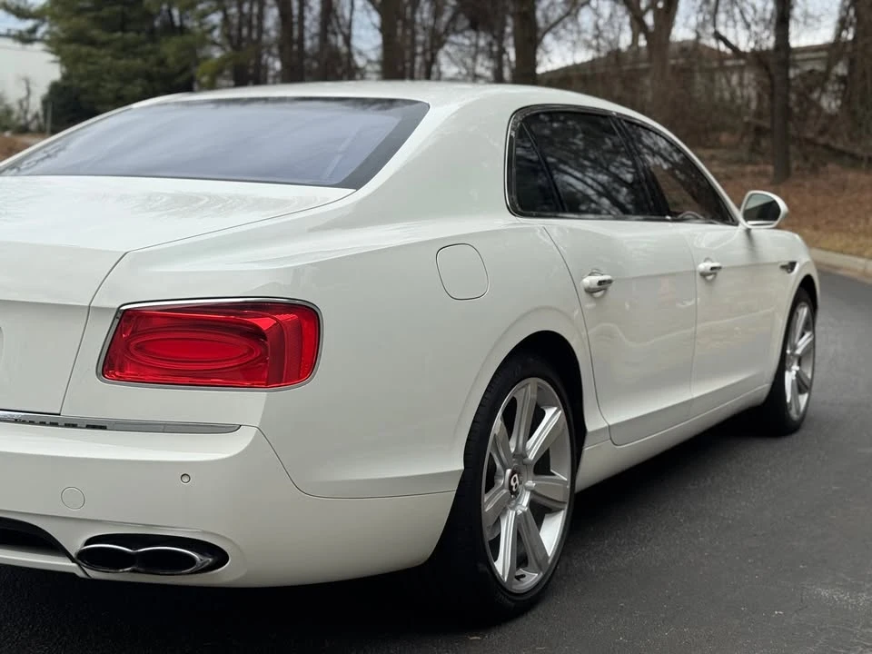 2016 Bentley Continental Flying Spur - Image 16 of 16