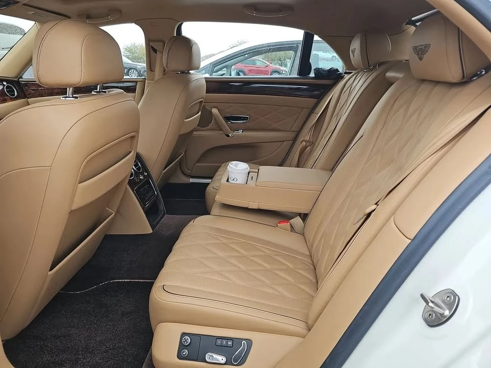 2016 Bentley Continental Flying Spur - Image 6 of 12