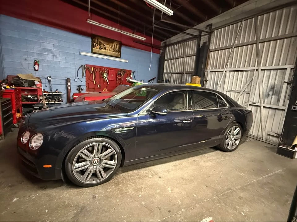 2016 Bentley Continental Flying Spur - Image 11 of 16
