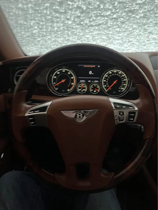 2016 Bentley Continental Flying Spur - Image 13 of 20