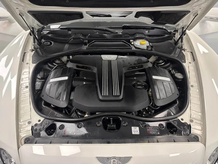 2016 Bentley Continental - Image 16 of 18