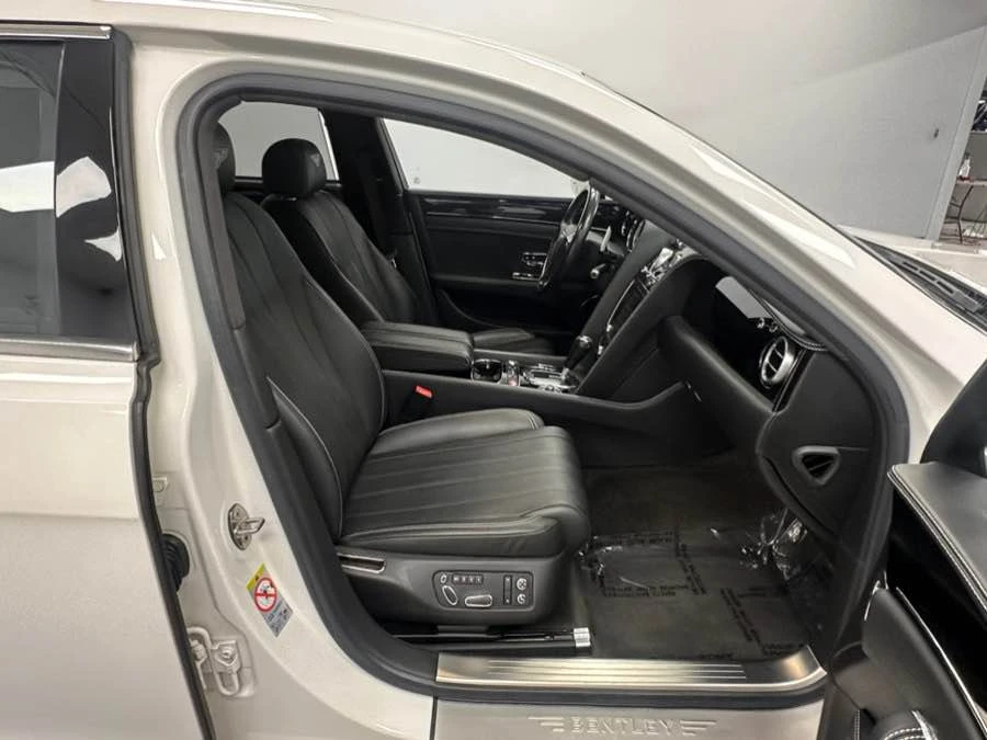 2016 Bentley Continental - Image 12 of 18