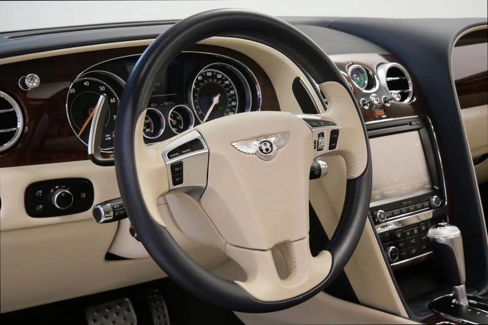 2016 Bentley Continental Flying Spur - Image 15 of 20