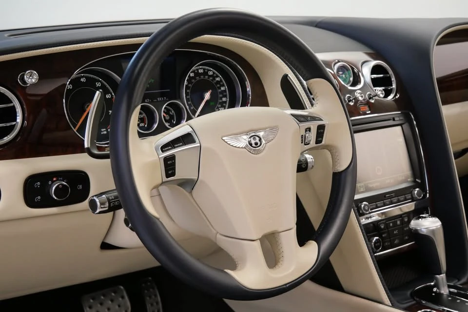 2016 Bentley Continental Flying Spur - Image 15 of 19