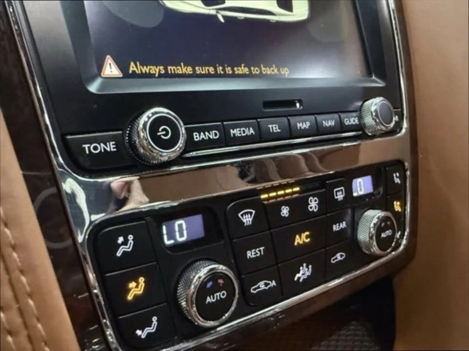 2016 Bentley Continental Flying Spur - Image 14 of 20