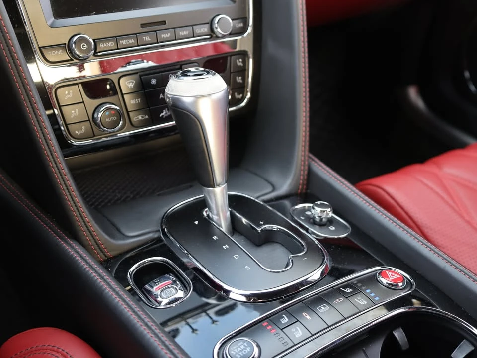 2016 Bentley Continental Flying Spur - Image 17 of 17
