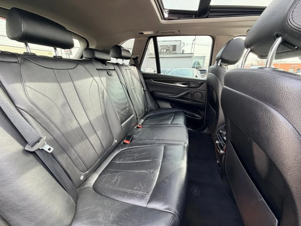 2016 Bentley Bentayga - Image 13 of 20