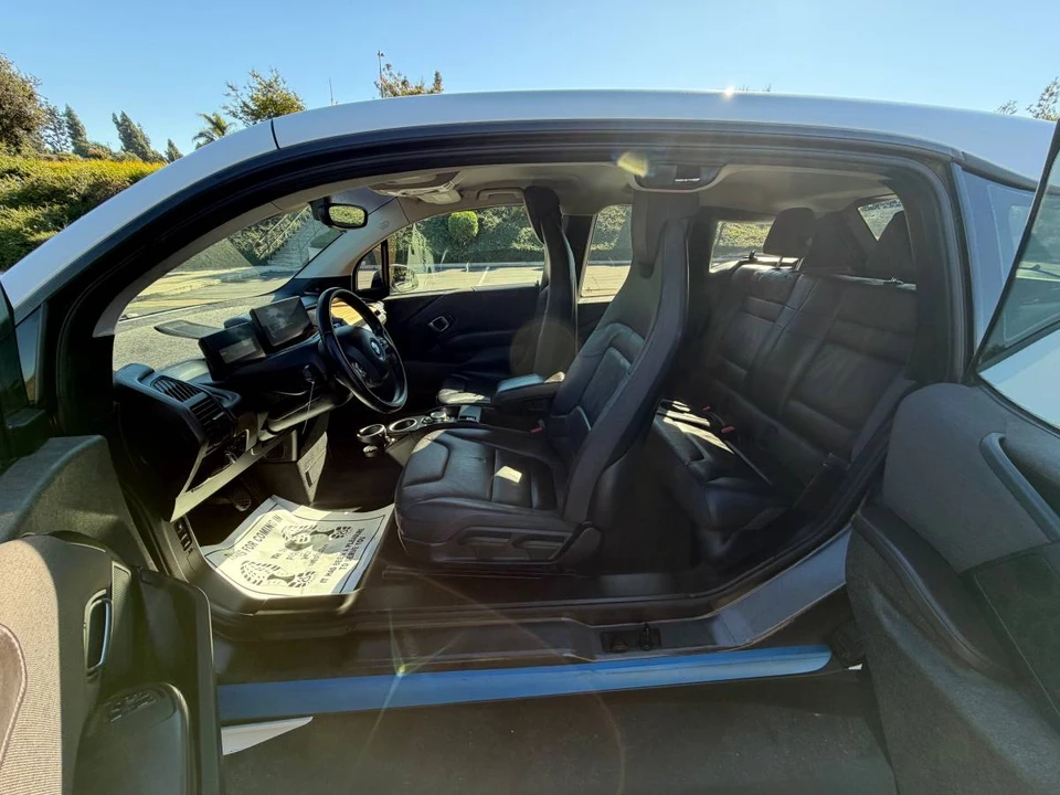 2016 BMW i3 - Image 7 of 16