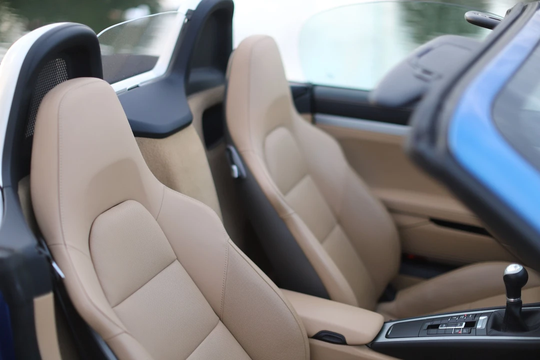 2016 Porsche 981 Boxster - Image 9 of 21