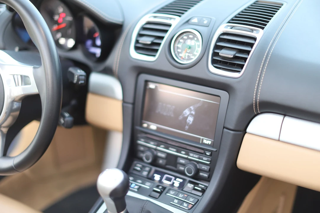 2016 Porsche 981 Boxster - Image 12 of 21