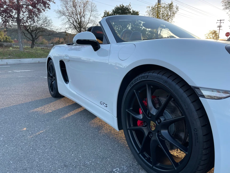 2016 Porsche 981 Boxster GTS - Image 22 of 30