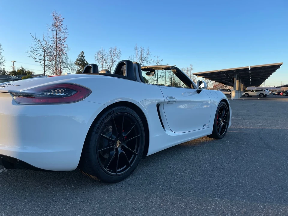 2016 Porsche 981 Boxster GTS - Image 8 of 30