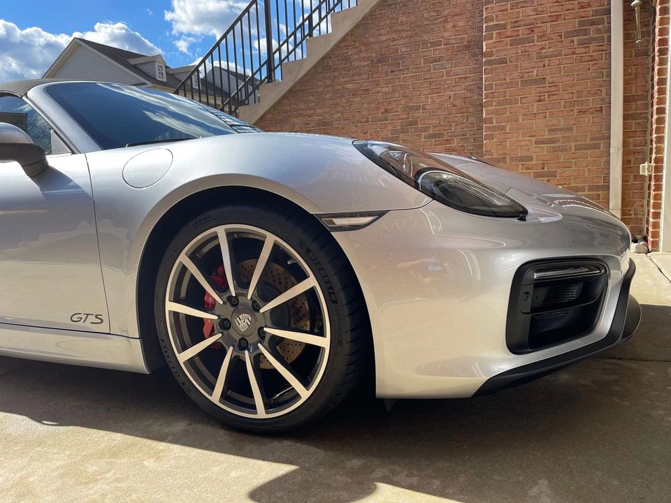 2016 Porsche 981 Boxster GTS - Image 11 of 31