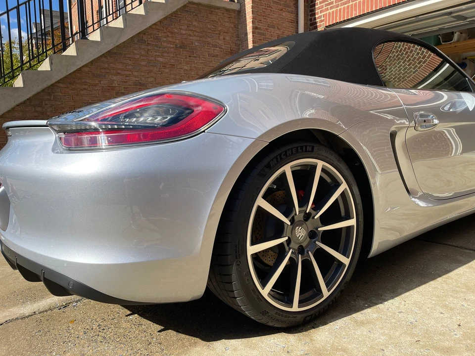 2016 Porsche 981 Boxster GTS - Image 7 of 31