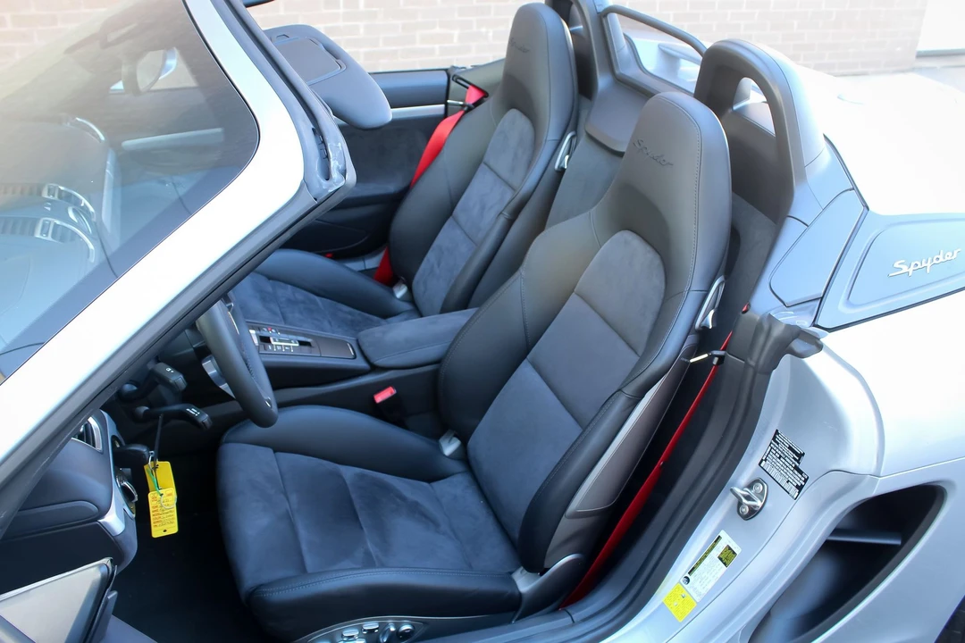 2016 Porsche 981 Boxster Spyder - Image 7 of 13