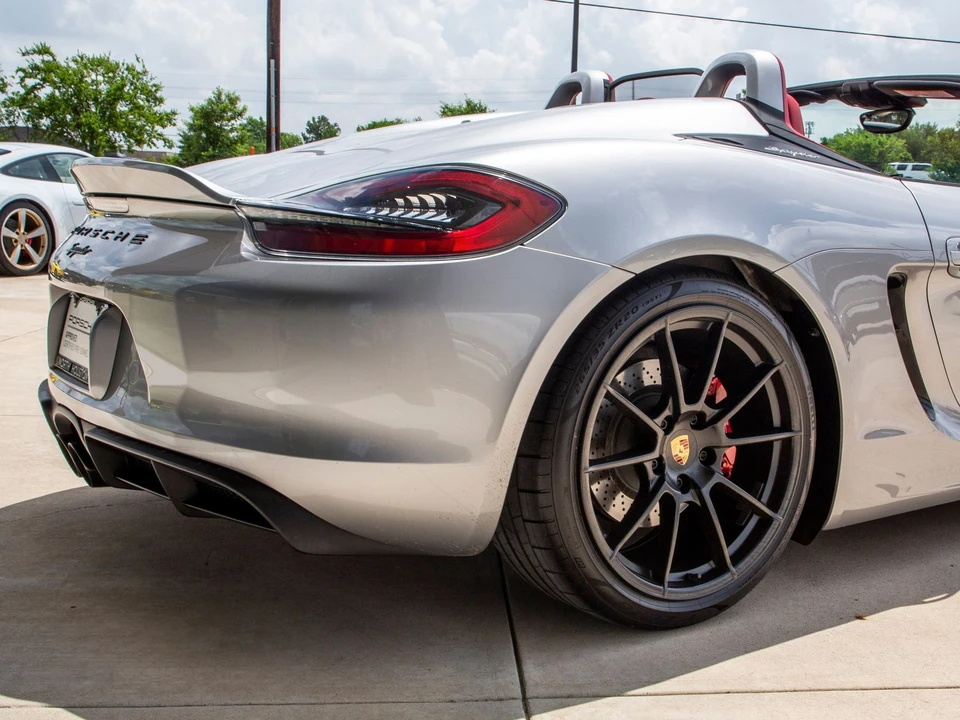 2016 Porsche 981 Boxster Spyder - Image 7 of 19