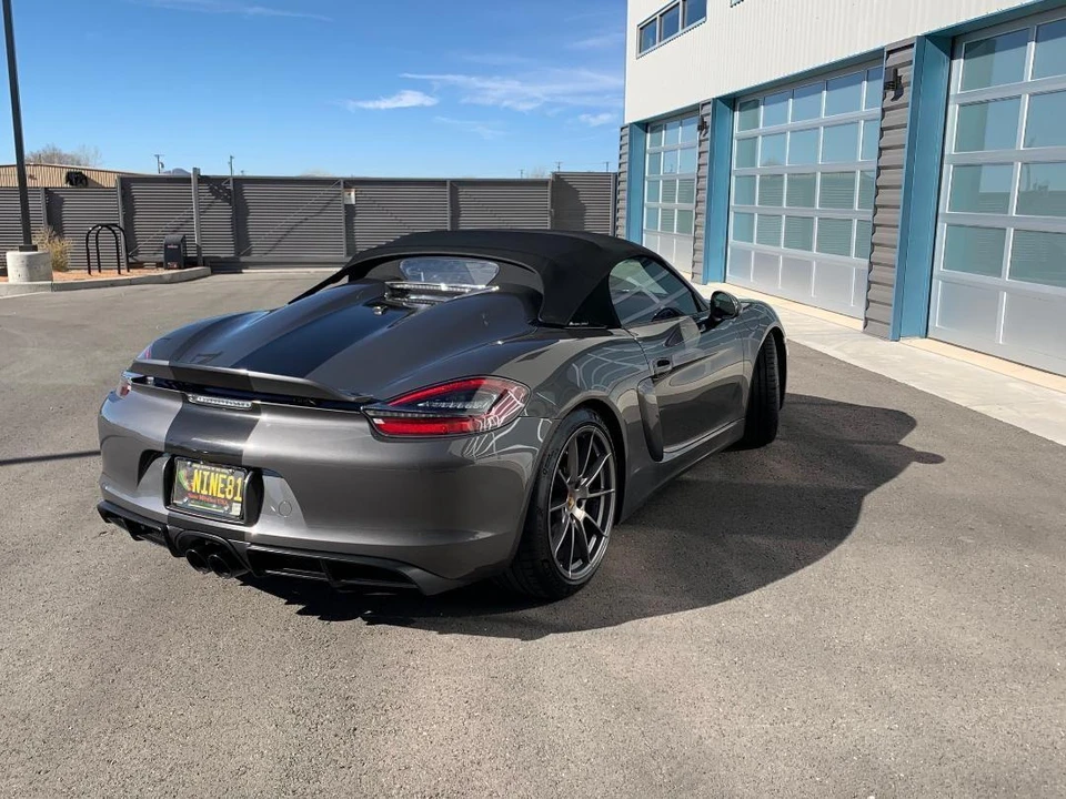 2016 Porsche 981 Boxster Spyder - Image 6 of 11