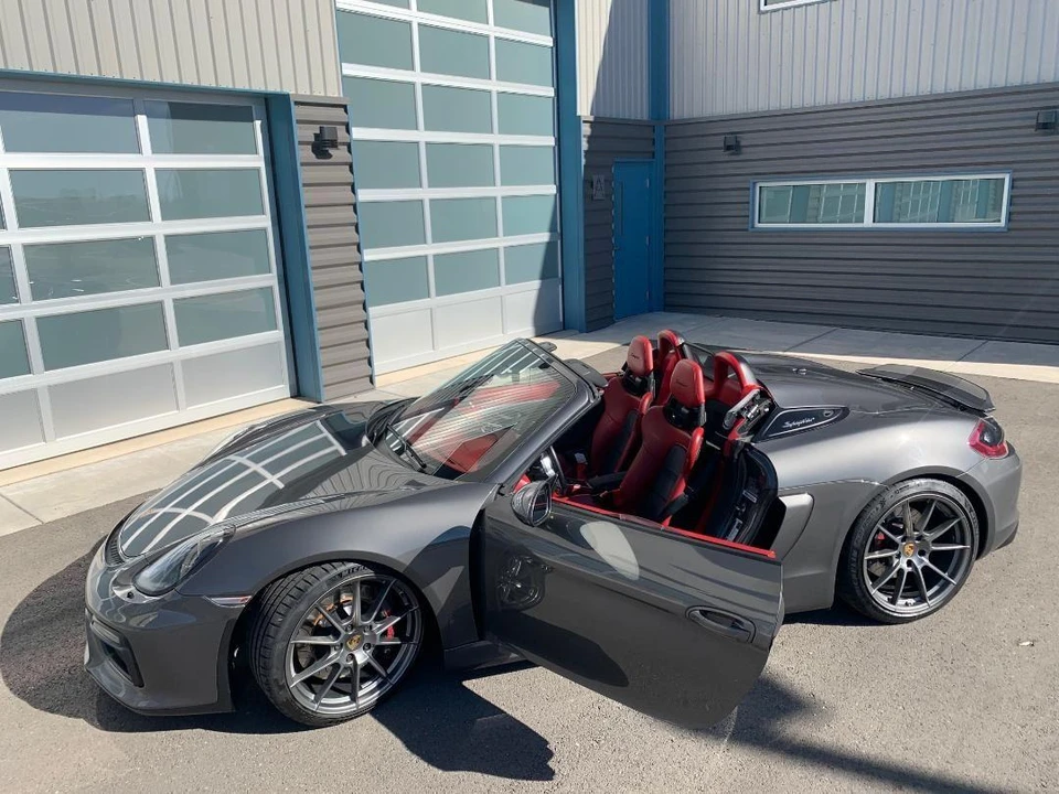 2016 Porsche 981 Boxster Spyder - Image 3 of 11