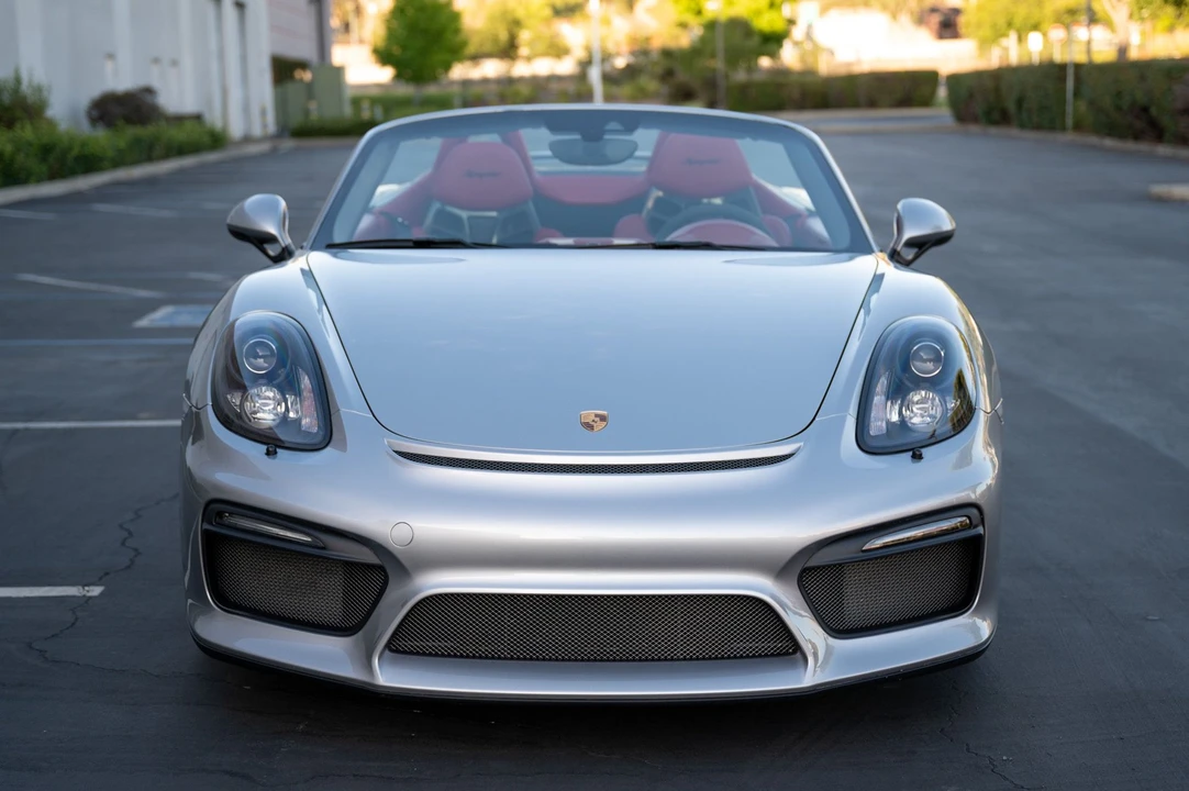 2016 Porsche 981 Boxster Spyder - Image 3 of 31