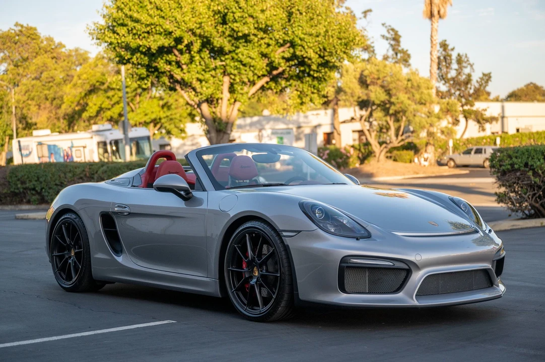 2016 Porsche 981 Boxster Spyder - Image 19 of 31