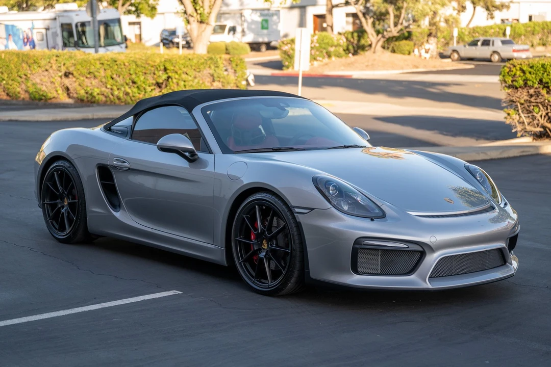 2016 Porsche 981 Boxster Spyder - Image 20 of 31