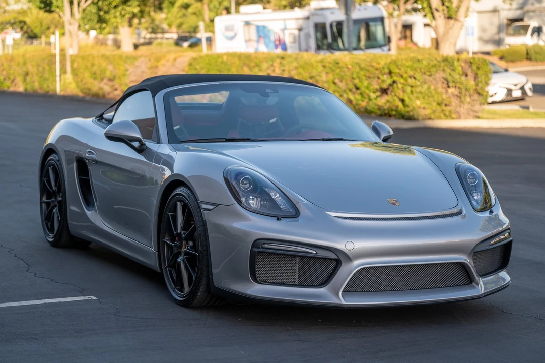2016 Porsche 981 Boxster Spyder - Image 21 of 31