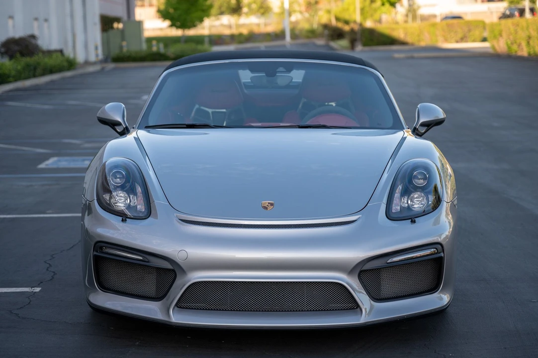 2016 Porsche 981 Boxster Spyder - Image 22 of 31